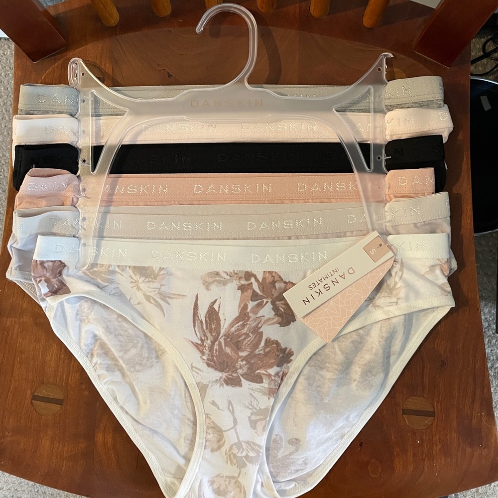 6pack of Danskin Bikini underwear